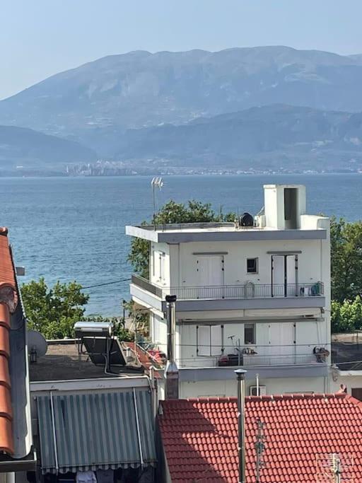 Διαμέρισμα Στη Ναύπακτο Nafpaktos Exterior photo